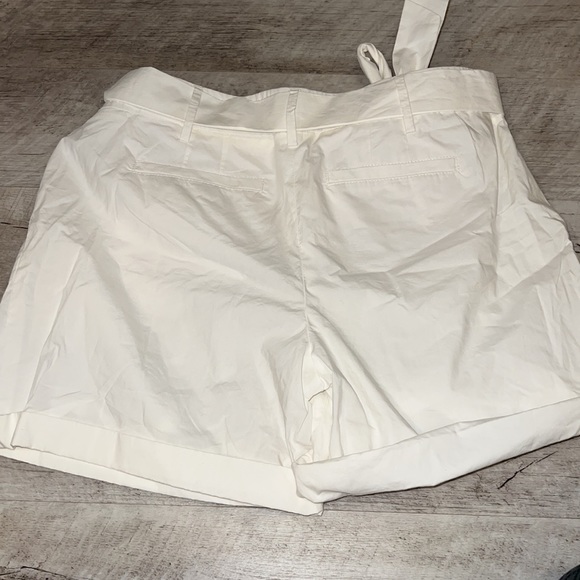 NEW LOFT shorts - Picture 6 of 6